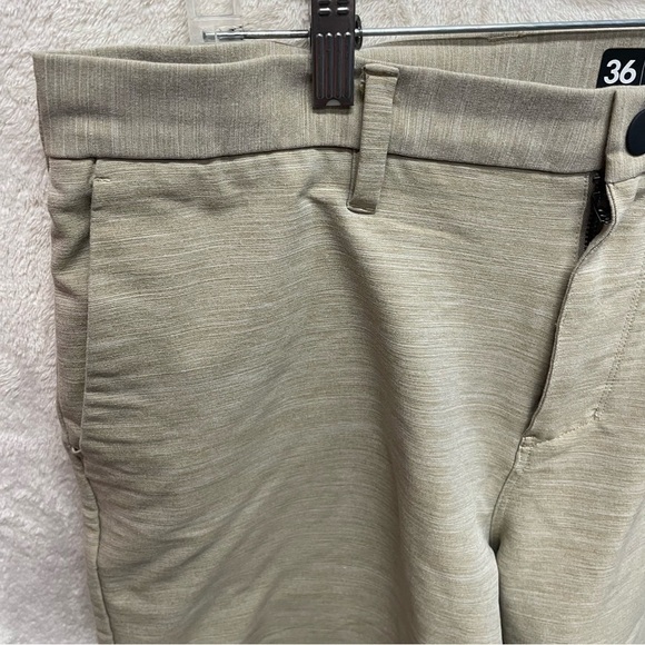 Hurley Nike collaboration golf chino shorts men’s size 36 tan activewear - Picture 6 of 8